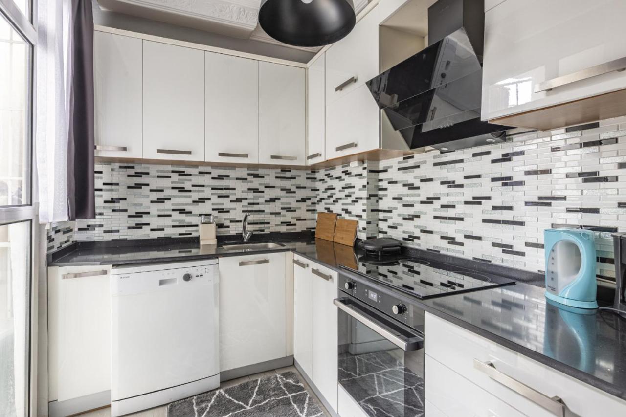 Bohemian Flat In Nisantasi With Central Location อิสตันบูล ภายนอก รูปภาพ